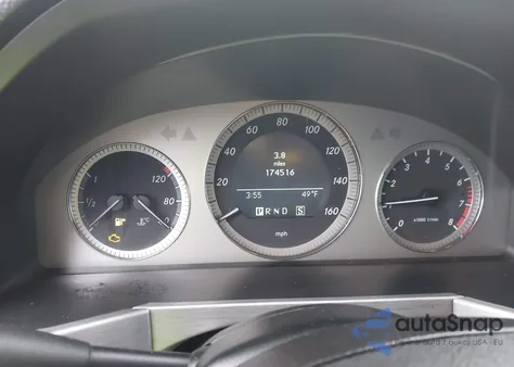 2010 Mercedes-Benz Glk 350 4Matic z USA, uszkodzony, nr VIN WDCGG8HB9AF323292